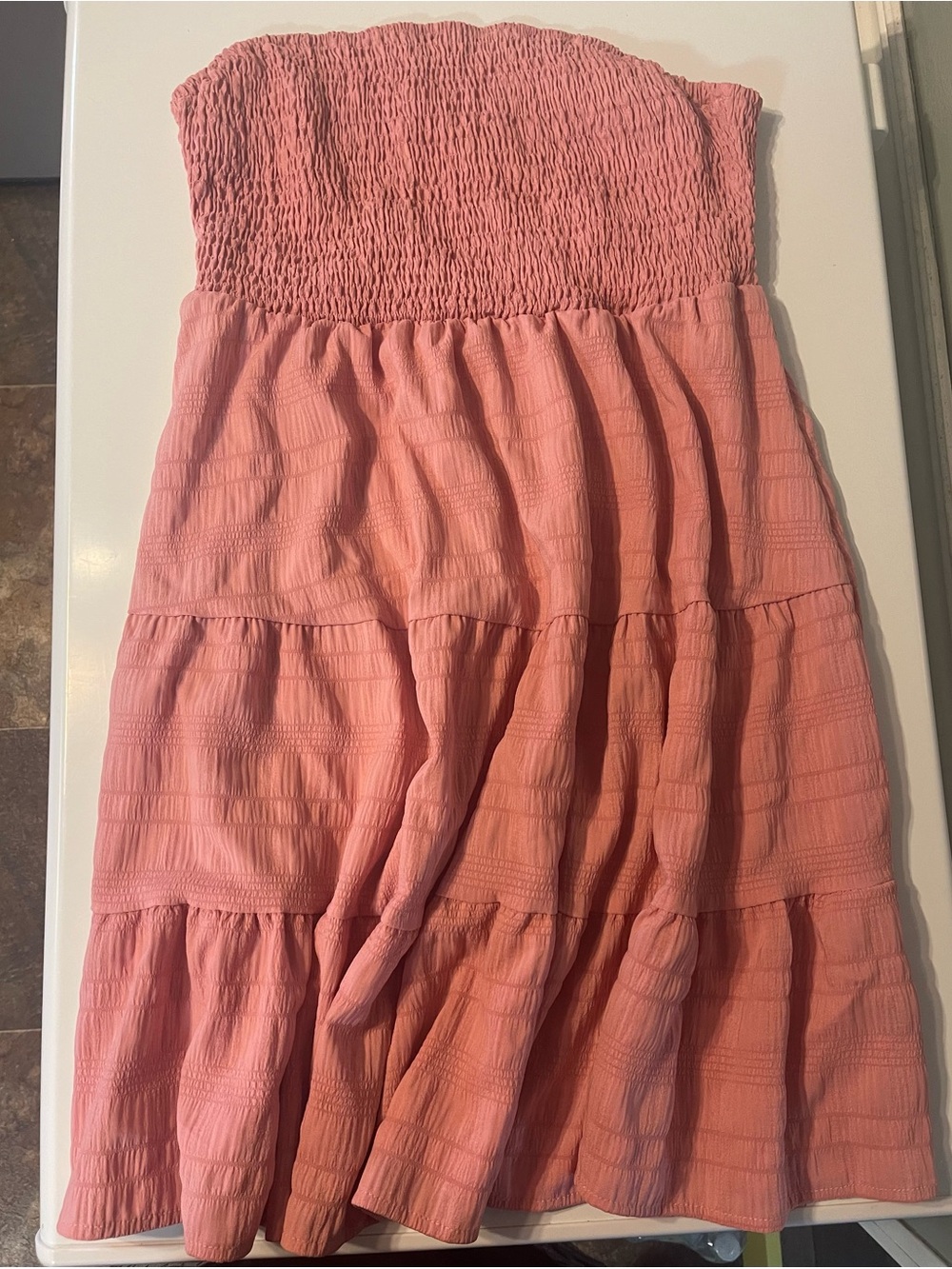 Xl Woman’s Strapless Smocked Tiered Dress - Pink